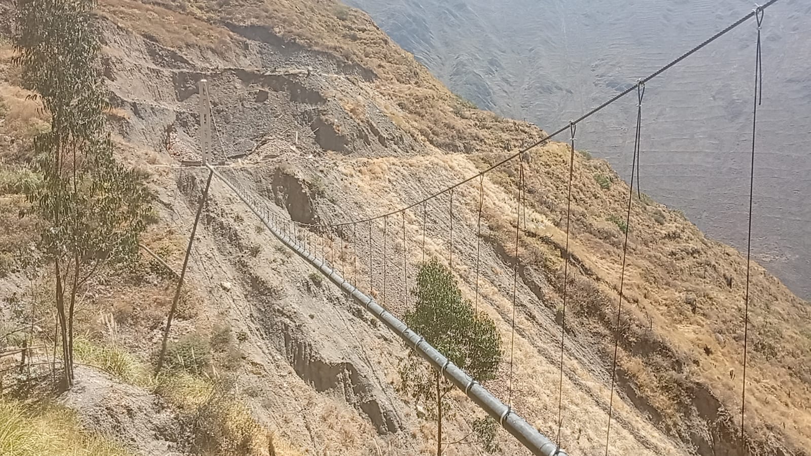 Paso aéreo de tubería